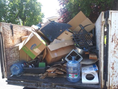 How One Should Select the Best Junk Removal Company?