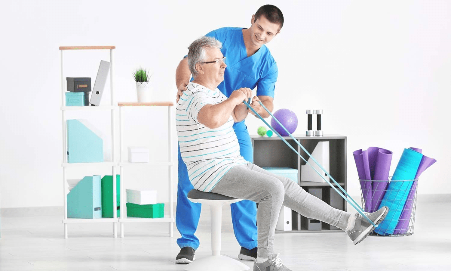 Peter Hunt from The Alignment Studio recommends a physiotherapy approach when in deep pain